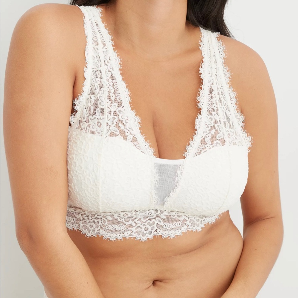 Aerie Eyelash Lace Padded Plunge Bralette